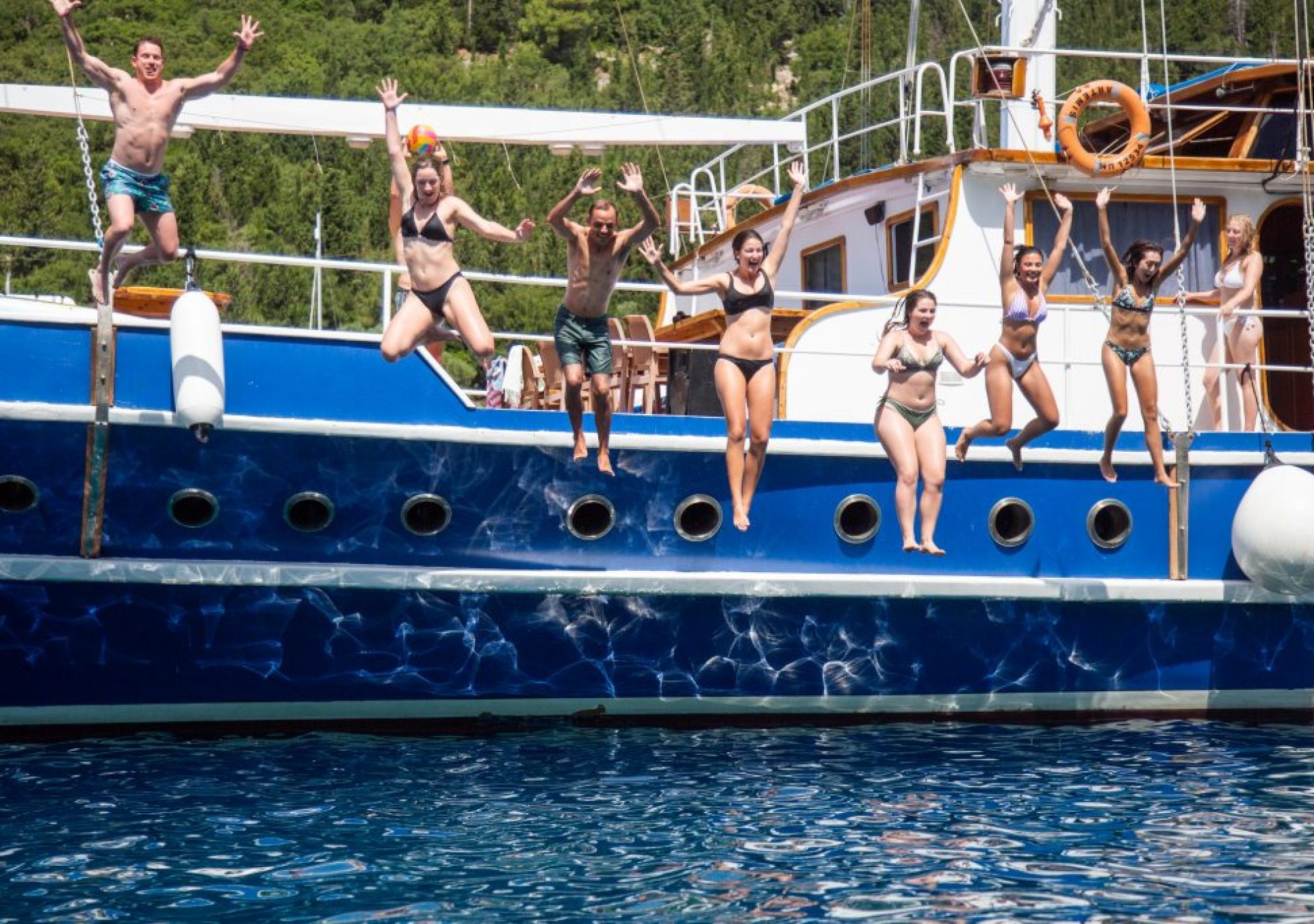 Harmony_Cruise_Menschen_2_sdxmmd