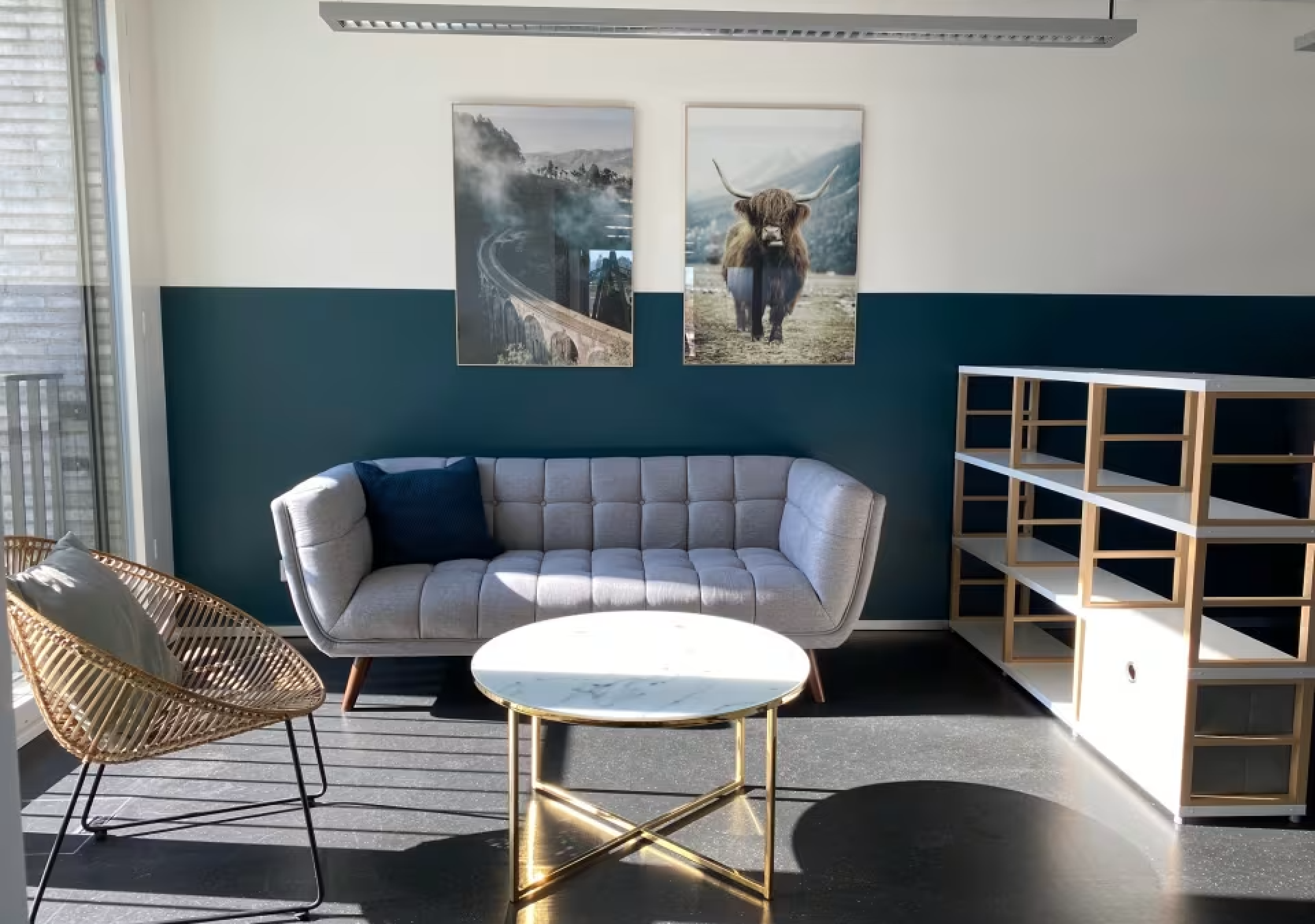 büro_7_aqpnbu