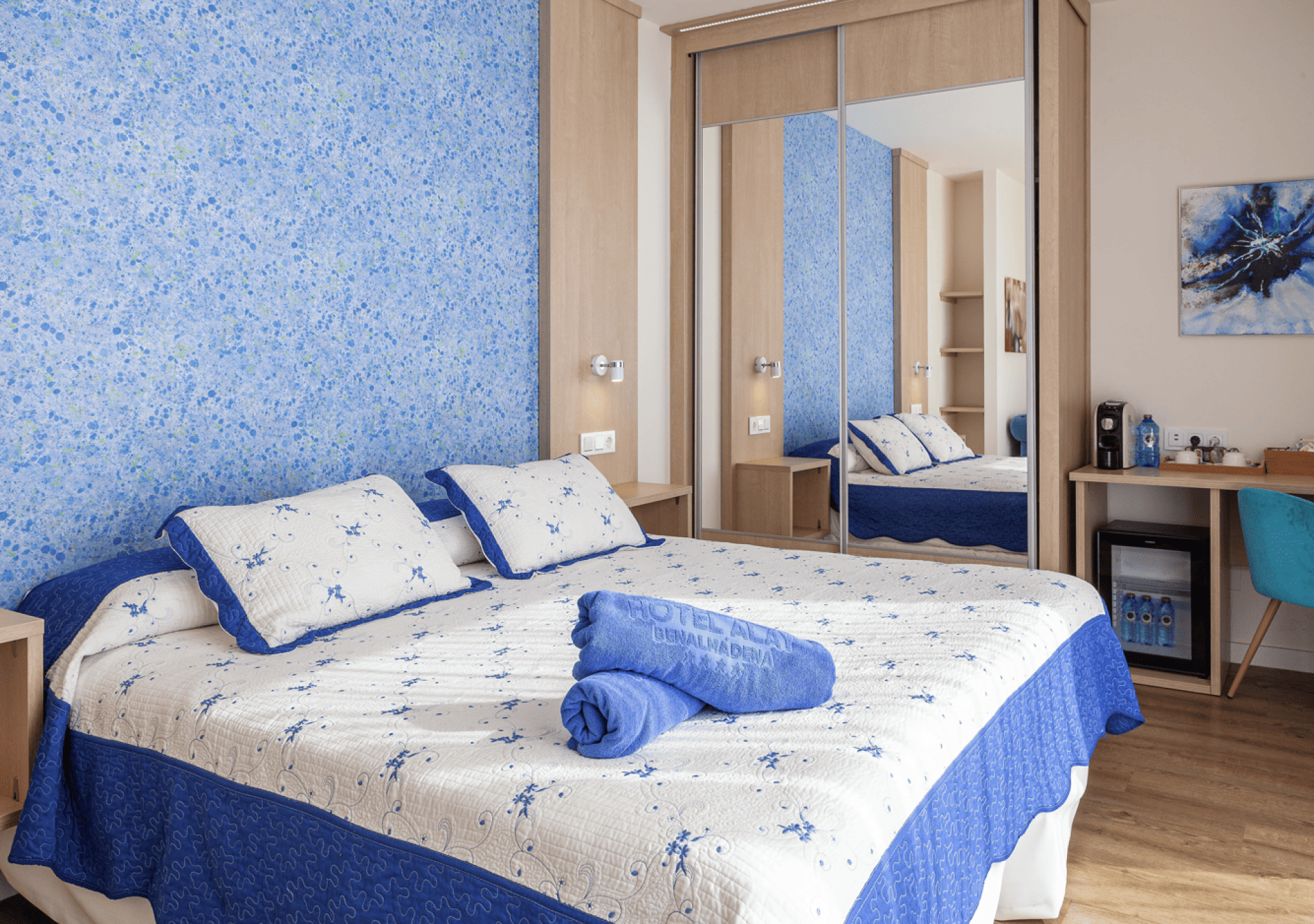 hotel_alay_benalmadena_zimmer_bett_sc0a86