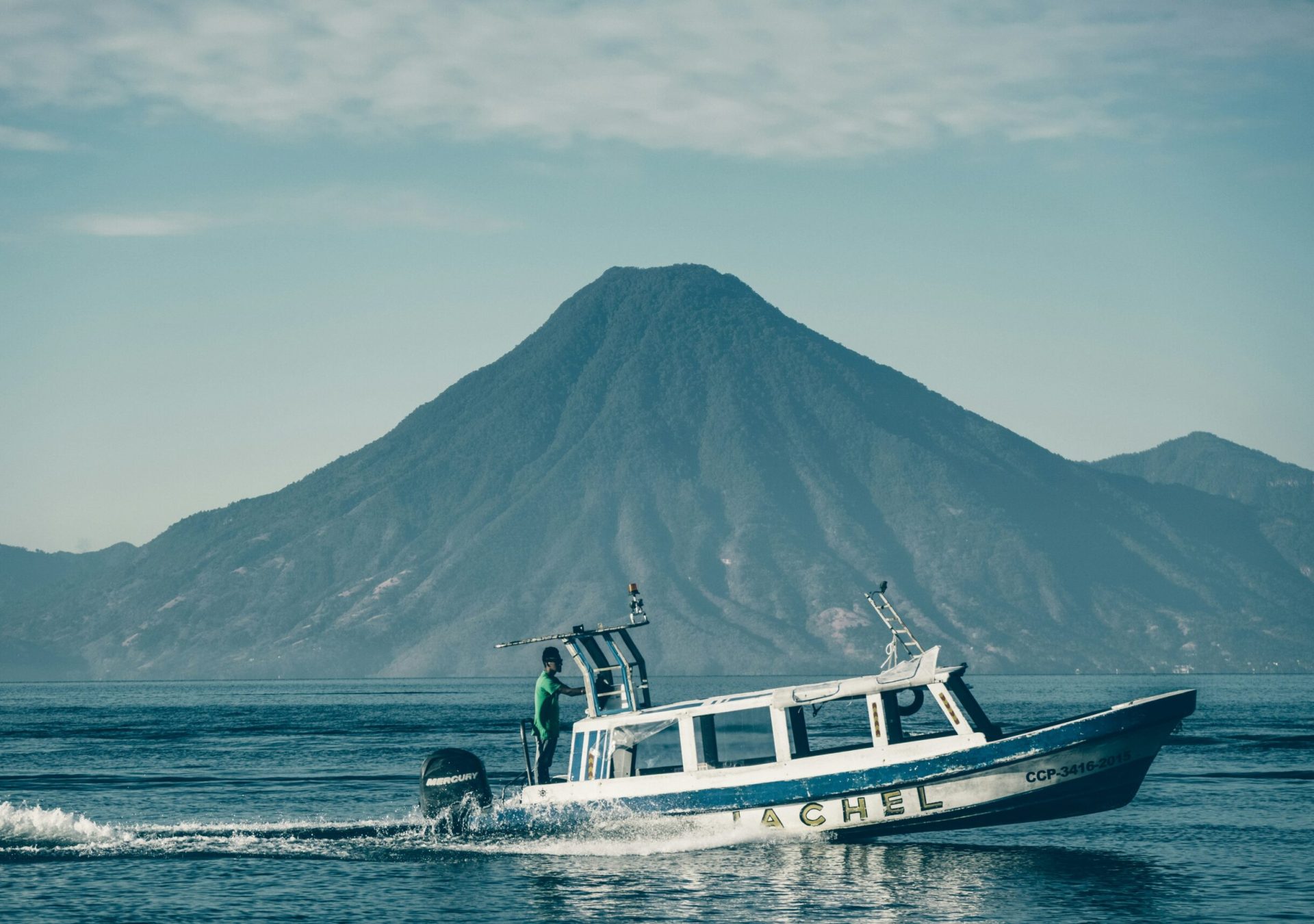 panajachel-guatemala-christopher-garcia-5P3fWG4hq98-unsplash_iq0dlk